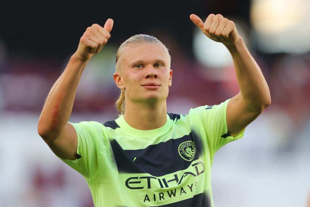 辽宁男篮大胜浙江王哲林状态火热（辽宁男篮狂胜浙江，王哲林火力全开）