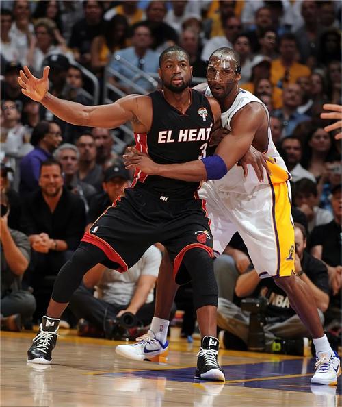 欧协联积分榜：斯特拉斯堡领跑，水晶宫距前8仅1分（欧协联积分形势：斯特拉斯堡领衔，水晶宫距前八仅差1分）