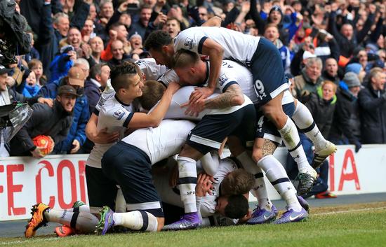 状态太差！霍福德&波杰姆斯基合计16中3，外线12中1（手感低迷！霍福德与波杰姆斯基合计16投3中，三分12投仅1中）